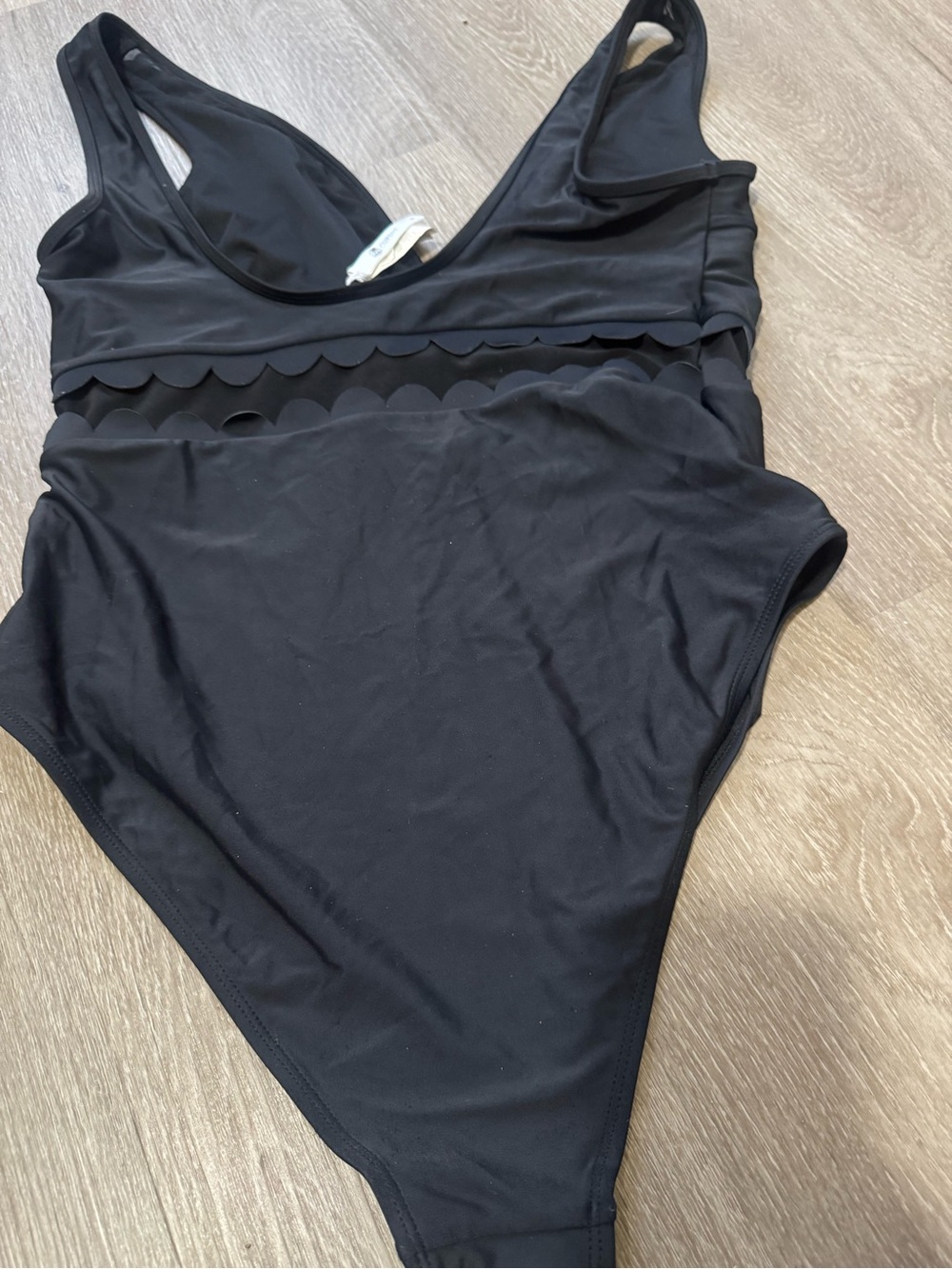 CUPSHE Black Scalloped Mesh One-Piece Swimsuit Women’s XL Tummy Control V-Neck - Picture 5 of 6